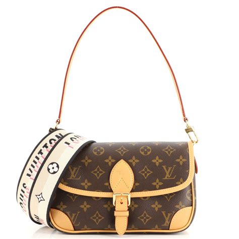 bolsa sport louis vuitton|louis vuitton diane bag 2022.